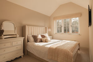 Photo 25- click for photo gallery